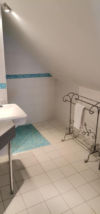 La Demeure Du Goupil Bed & Breakfast Brissac-Quince ภายนอก รูปภาพ