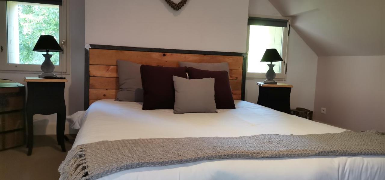 La Demeure Du Goupil Bed & Breakfast Brissac-Quince ภายนอก รูปภาพ