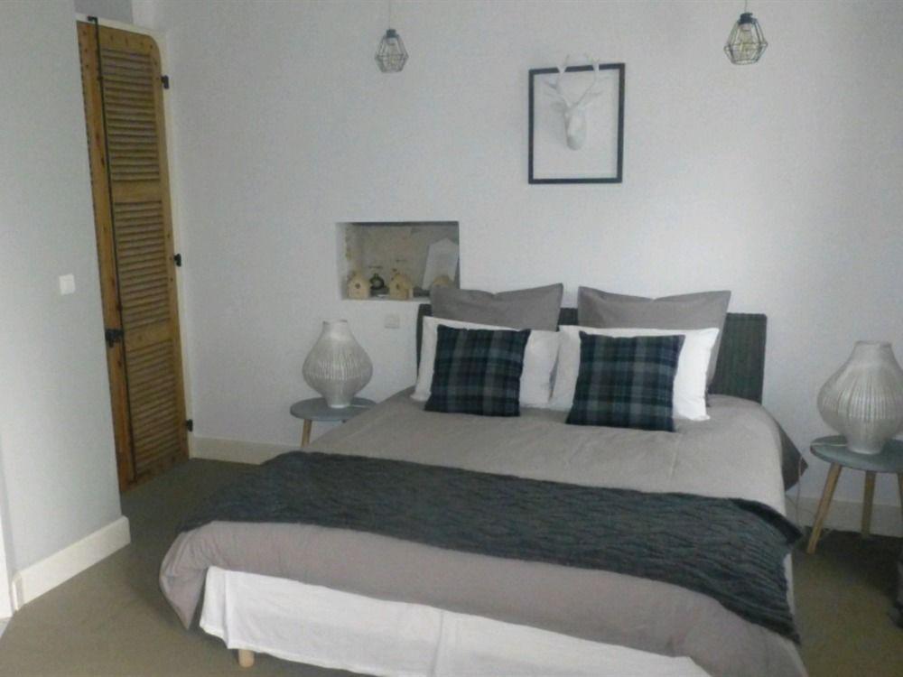La Demeure Du Goupil Bed & Breakfast Brissac-Quince ภายนอก รูปภาพ